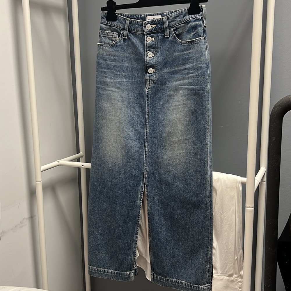 Denim skirt